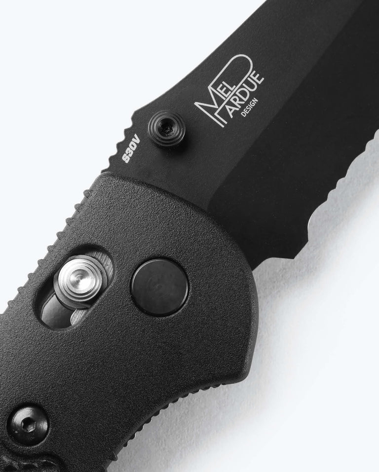 Benchmade- 551 Griptilian ComboEdge Black Blade